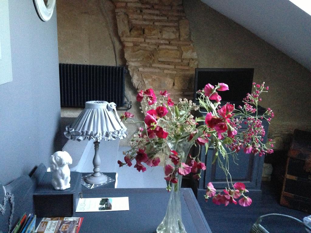 Le Lavoir Bed & Breakfast Châteauroux Rom bilde